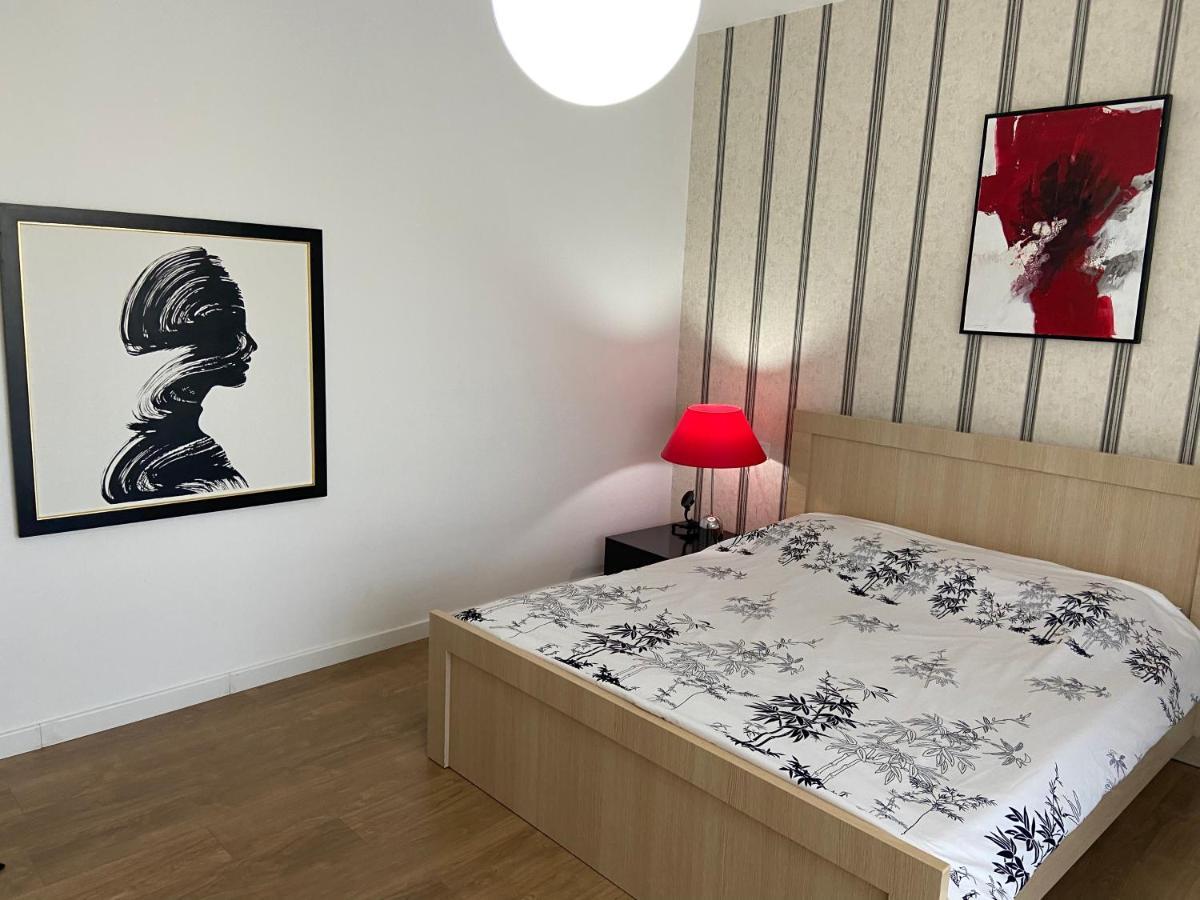 Mb Luxury Apartments Tirana Esterno foto